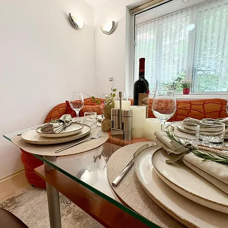 Bright 2br - Free Parking-near Sea Garden & * Варна